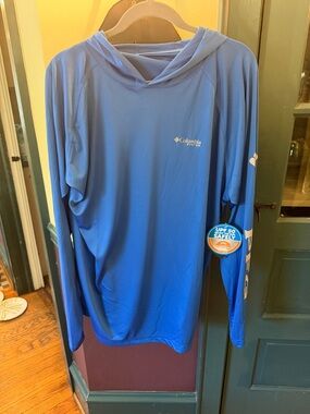 Columbia Blue Gradient Hooded UPF Swim Shirt